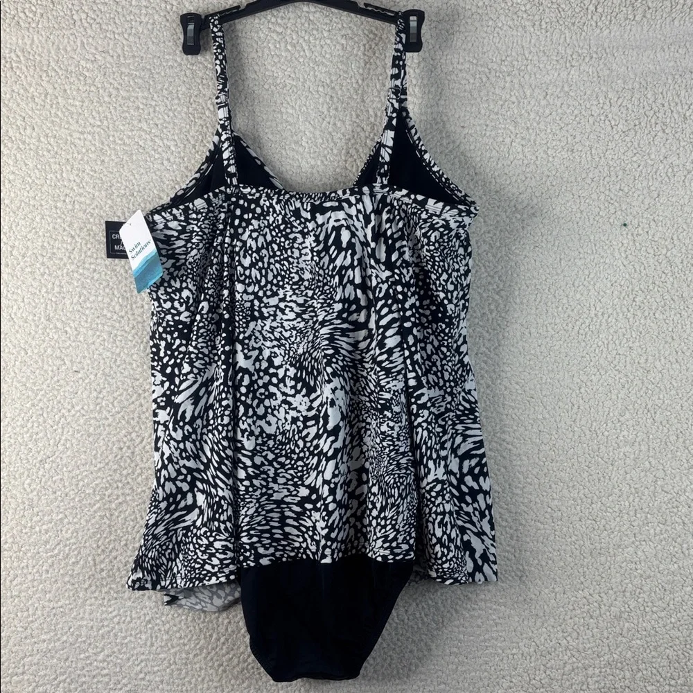 NWT Swim Solutions Black White Flyaway Fauxkini One-Piece Swimsuit PLUS 22W - Picture 3 of 7